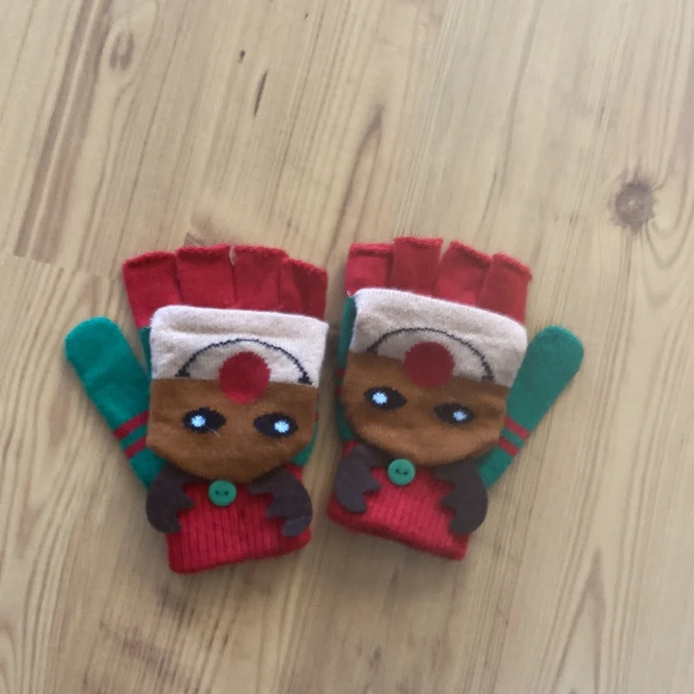 Mittens small boys reindeer, NWOT